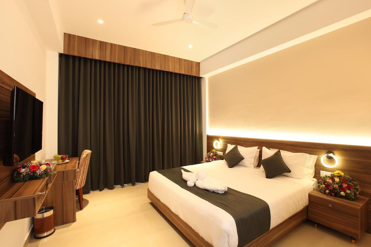 Hotel Maria Park Muvattupuzha Ngoại thất bức ảnh